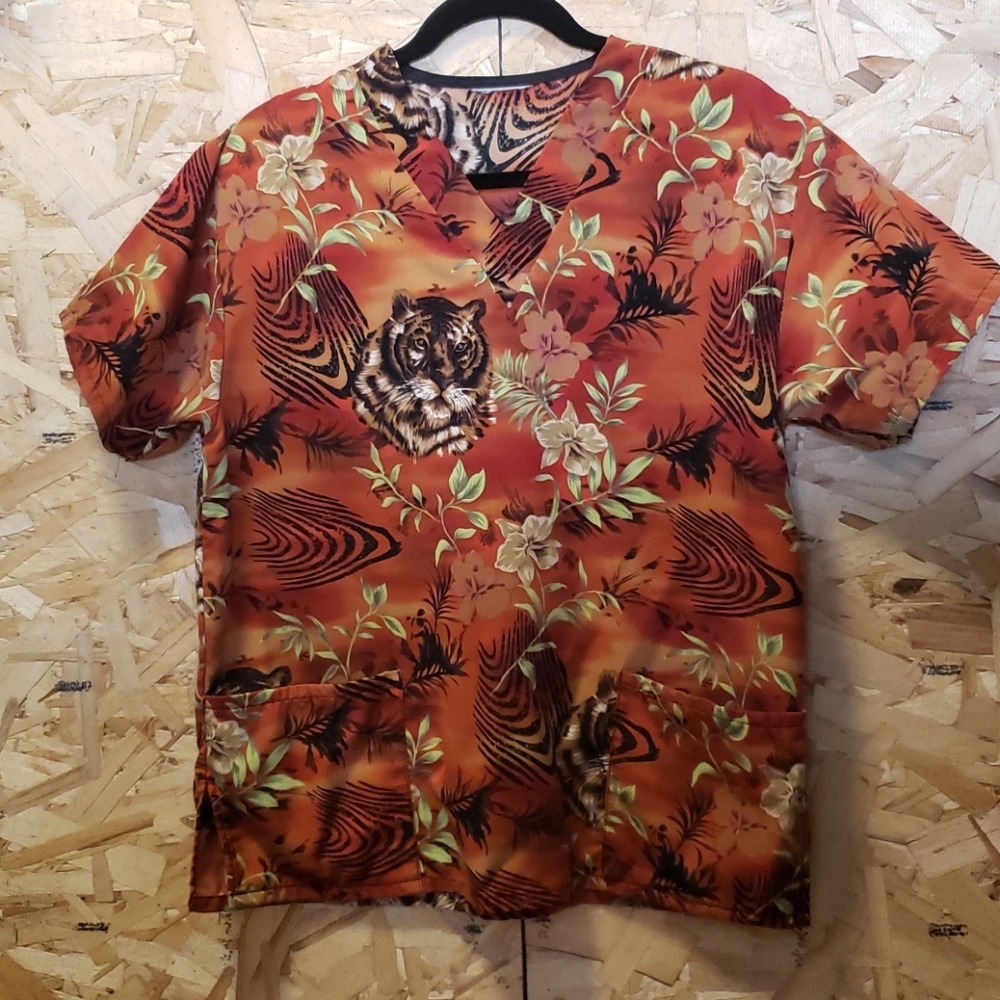 Silky Scrub Top